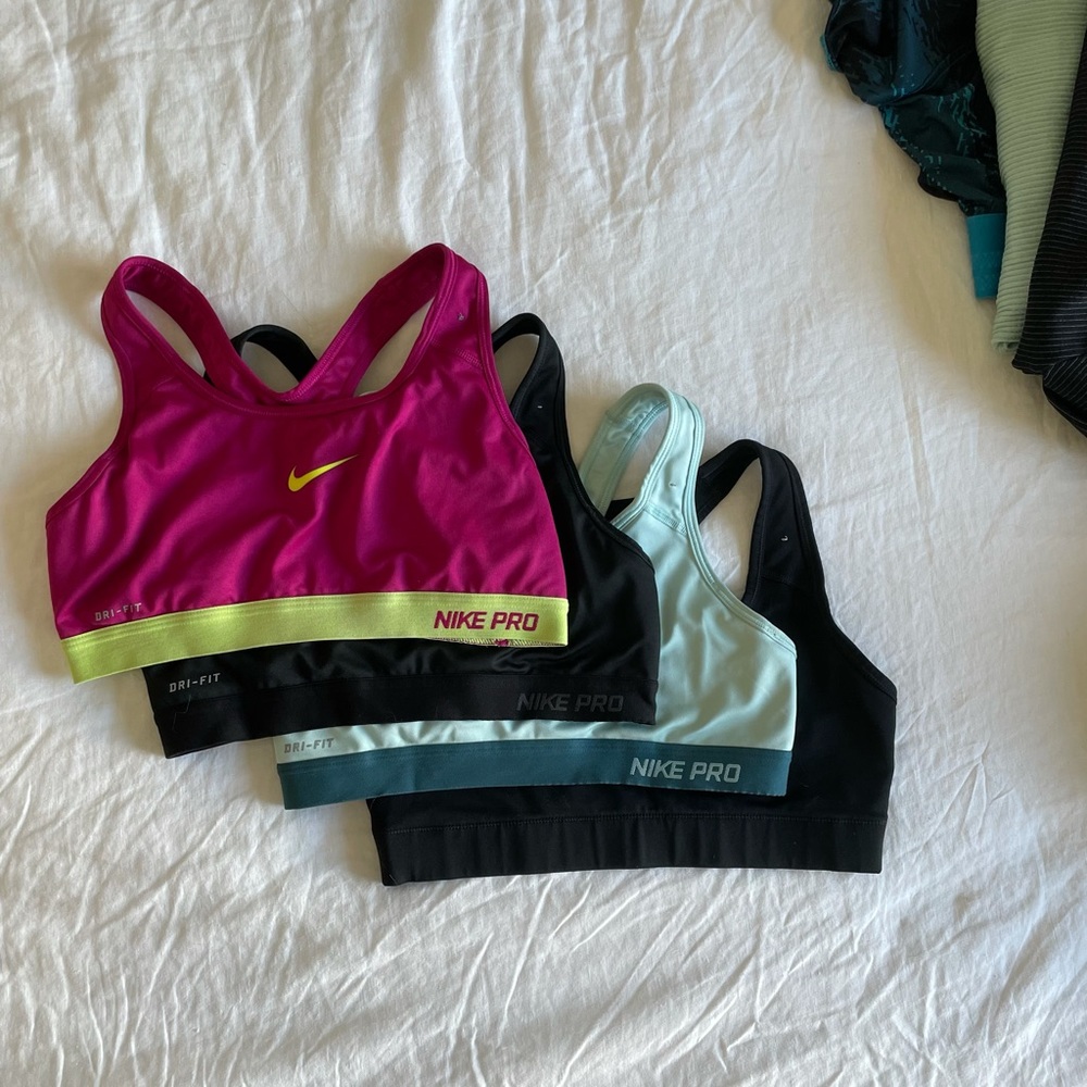 Nike Dri-FIT Sports Bra Medium